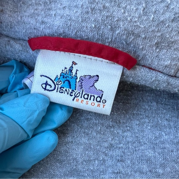 Disneyland Resorts Minnie Red Unisex Jacket Size Small - Picture 10 of 12